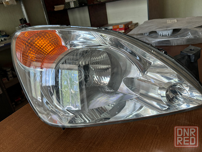 Продам переднюю фару Honda CR-V Донецк - изображение 1