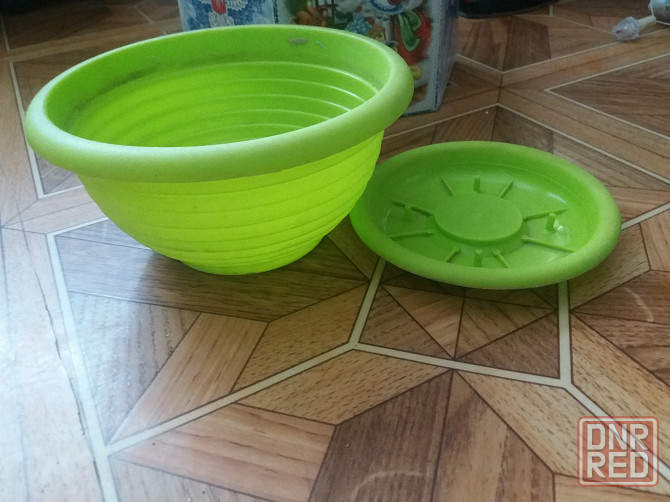 Продам маленький горшок для цветов с блюдцем Донецк - изображение 2