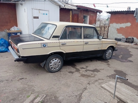 Ваз-2106 на ходу Донецк