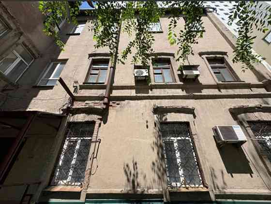Продажа 211,9 кв.м. помещение центр Донецка около тц "Green Plaza" Донецк