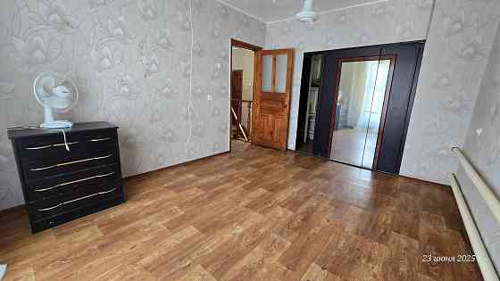 Прoдаю двухэтажный, дачный дом 101 м² с Газом , Гаражом, Баней нa учacткe 8.5 coт! Цена: 3 млн рубл Донецк