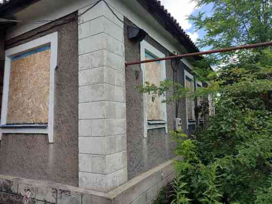 Продам 3 комнатный дом под ремонт в районе площади Свободы Донецк