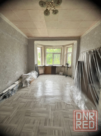 Продажа 1 комн. квартиры, 18 линия, ул. Орджоникидзе, ориентир «Дом со львами» Макеевка - изображение 1