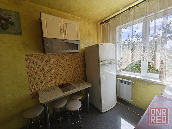 Реальная квартира, свободна! Сдам 2 к. кв. Калининский район, б. Шахтостроителей Донецк - изображение 1