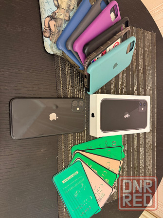 Продам 11 айфон + стекло + чехлы Донецк - изображение 1
