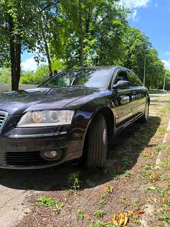 Продам Ауди А8L 2005 года с двигателем BBJ 3.0 бензин.Машина в отличном состоянии.Торг уместен. Донецк