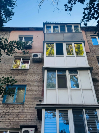 Продам 1-ком квартиру Донецк, Будёновский Ул. Октября Донецк