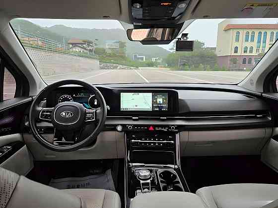 Продаеться Kia Carnival Донецк