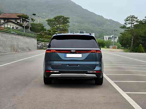 Продаеться Kia Carnival Донецк