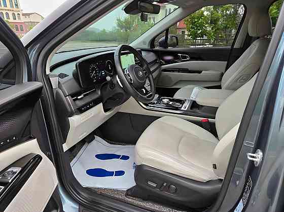 Продаеться Kia Carnival Донецк