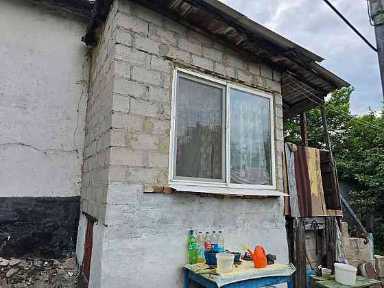 Продам 1 к.кв. на земле рядом с гипермаркетом Галактика (Макеевка), 40 м-общая пл. удобства Макеевка