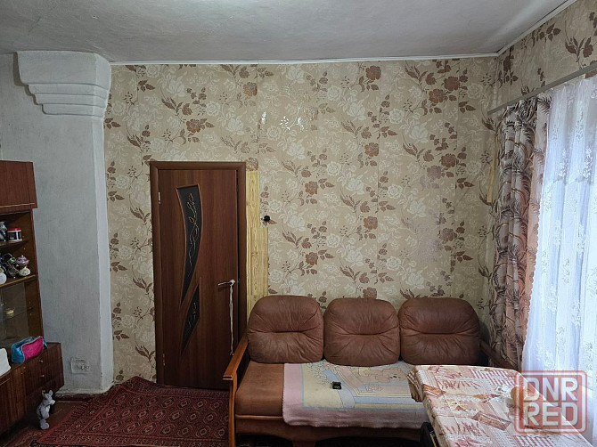 Продам 1 к.кв. на земле рядом с гипермаркетом Галактика (Макеевка), 40 м-общая пл. удобства Макеевка - изображение 1