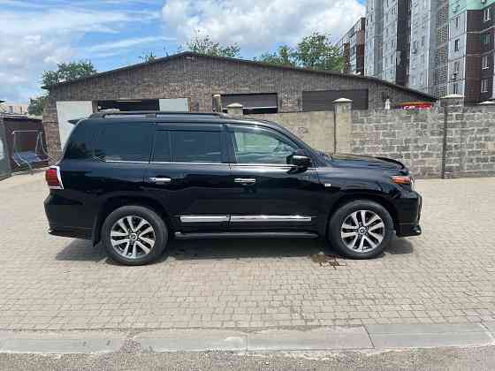 Toyota Land Cruiser 200. Год 2008. Двигатель 4.5 дизель. Пробег 220т. Харцызск