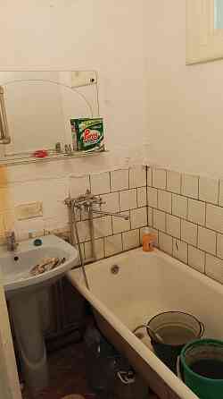 продам 3 комнатную Донецк