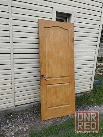 Продам двери межкомнатные с ручкой, навесами и луткой Макеевка - изображение 1