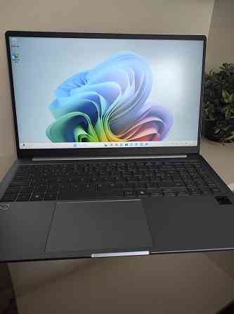 Продам новый ноутбук Samsung Galaxy AI Book4 Edge Донецк