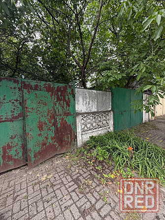 Продаётся участок с домом на первой линии проспекта Мира район Отеля "Виктория" и "Донбасс Арена Донецк - изображение 1