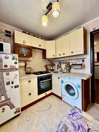 Продажа 2к.кв пл.Бакинских Комиссаров Донецк