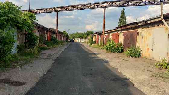Продам гараж в кооперативе "Горняк" возле парка им. Горького в Пролетарском р-не г.Донецка Донецк