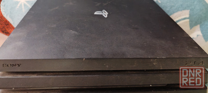 Playstation 4 pro 1tb Снежное - изображение 1