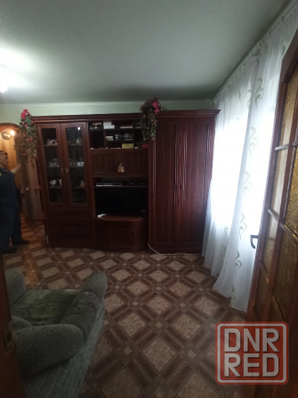 Продам 2 комнатную уютную квартиру 3/4 Город Макеевка, Советский р-н, пл. Трестовская Макеевка - изображение 3