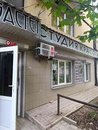 Сдам кабинет 14 м2 в салоне красоты 42 м2. Ворошиловский район. Университетская. Донецк