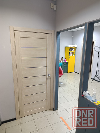 Сдам кабинет 14 м2 в салоне красоты 42 м2. Ворошиловский район. Университетская. Донецк - изображение 6