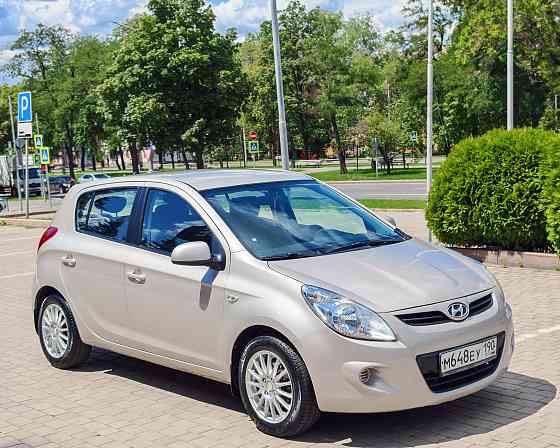 2010 Hyundai i 20 1.4 автомат Донецк