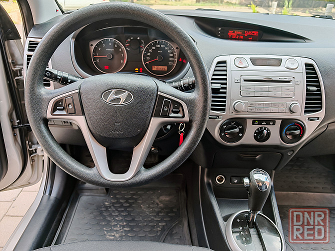 2010 Hyundai i 20 1.4 автомат Донецк - изображение 6