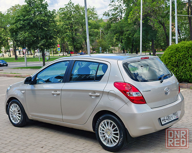 2010 Hyundai i 20 1.4 автомат Донецк - изображение 3