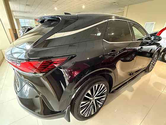 Lexus RX 2024 новая машина официальная в родной краске без пробега Донецк