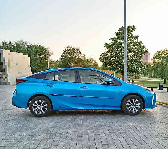 Продам Toyota Prius Донецк
