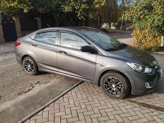 Продам авто Hyundai Accent Макеевка