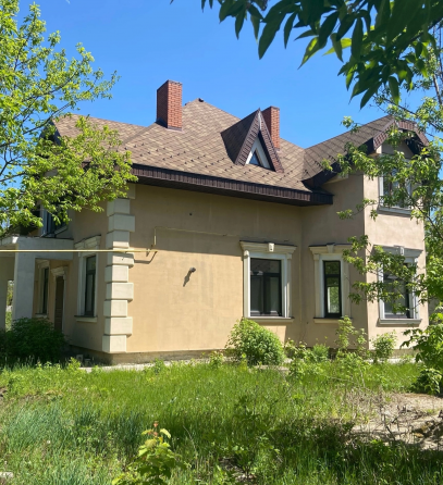 Продажа 2 этажного жилого дома с приватизированным участком земли г. Донецк Киевский район Донецк