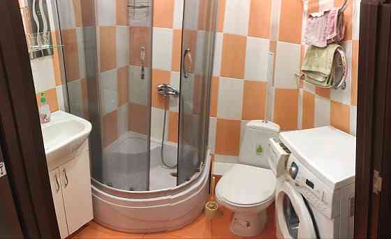 Сдам хорошую 2 ком.кв., Калининский рынок , от 25 тыс. руб. Донецк