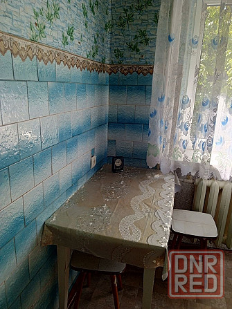 Сдам 1-но комнатную квартиру в Буденновском районе, пл. Буденного, ул. Октября. 2/5 Донецк - изображение 2