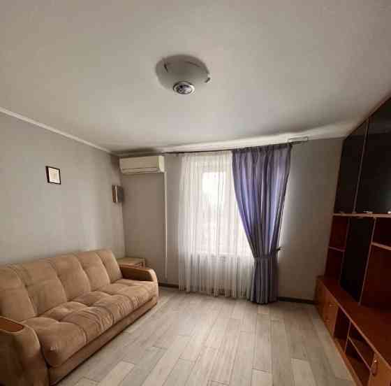 Сдаю двухкомнатную квартиру 48.0 м² этаж 7/16, город Донецк, Киевский/Ворошиловский район, улица Арт Донецк
