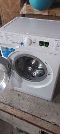 Продам стиральную машину Indesit Донецк