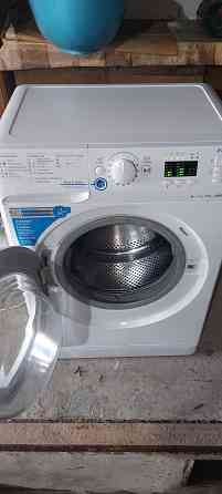 Продам стиральную машину Indesit Донецк
