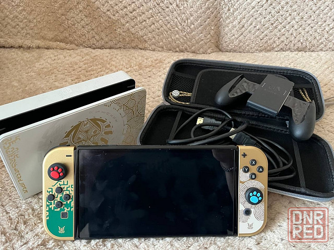 Игровая приставка Nintendo Switch OLED, 64Gb, Zelda Edition Донецк - изображение 1