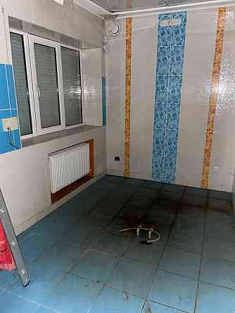 Продам коммерческое помещение 76 м Шахтерская площадь, Акула Донецк