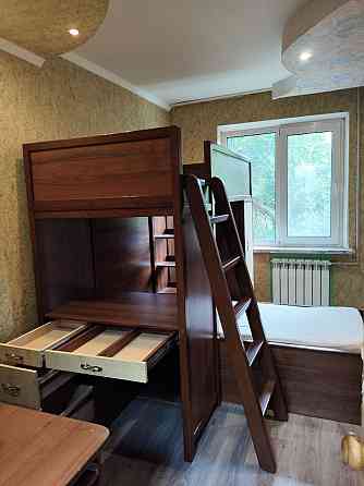 Продам двухэтажную кровать Макеевка