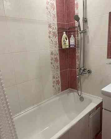 Сдаю двухкомнатную квартиру 56.0 м² этаж 4/9, город Донецк, Кировский район, микрорайон Мирный, улиц Донецк