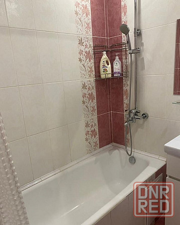 Сдаю двухкомнатную квартиру 56.0 м² этаж 4/9, город Донецк, Кировский район, микрорайон Мирный, улиц Донецк - изображение 2
