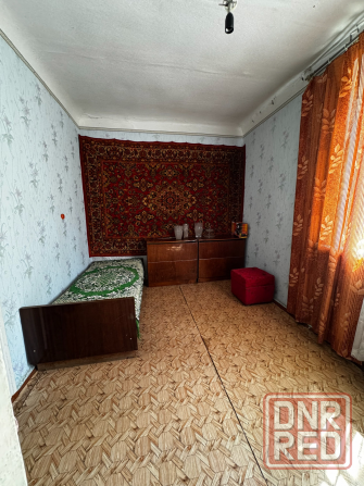 Продажа крупногабаритной 3-комнатной квартиры 1/2, в г. Макеевка, Советский р-н, п. Нижняя Крынка, Макеевка - изображение 1
