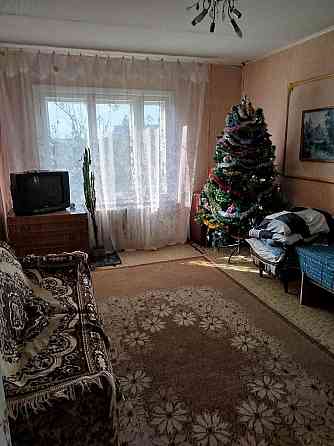 Продам 4х комнатную квартиру Зугрэс