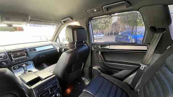Volkswagen Touareg 3.0 AT, 2012, 157 000 км Донецк