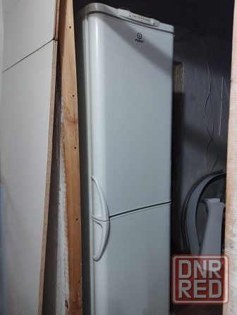 Продам холодильник Indesit Донецк - изображение 1