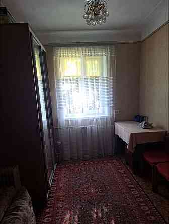 Продам 2кв. м-н Зеленый торг Макеевка