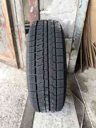 Продам зимние шины 175/70 R13 RoadX RxFrost Arctic 82T --- 3 650 руб/шт. Донецк